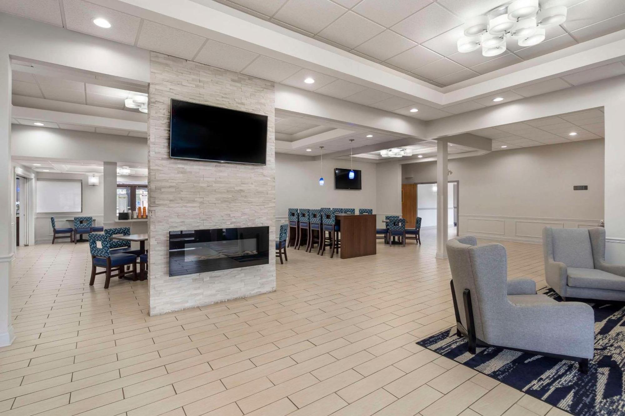 Comfort Inn & Suites Mundelein-Vernon Hills Eksteriør bilde